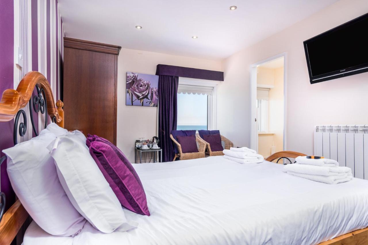 Riviera Guesthouse Вітбі Екстер'єр фото