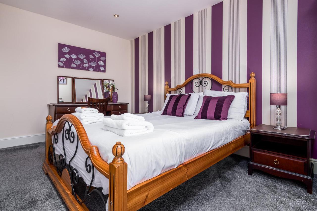 Riviera Guesthouse Вітбі Екстер'єр фото
